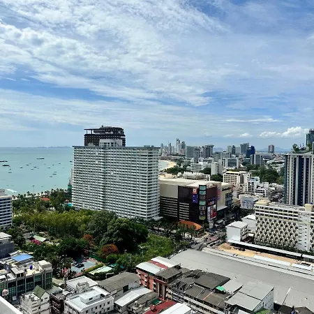 Central Pattaya Condo: Pool, Gym & Fast Wi-Fi Exterior photo