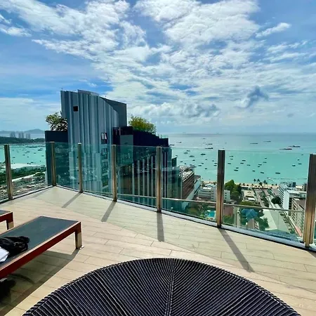 Central Pattaya Condo: Pool, Gym & Fast Wi-Fi Exterior photo