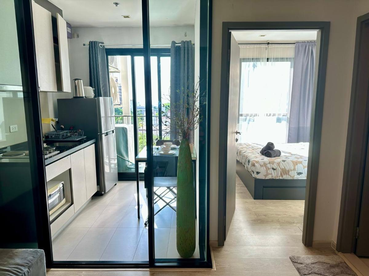 Apartment Condo: Pool, Gym & Fast Wi-fi Pattaya